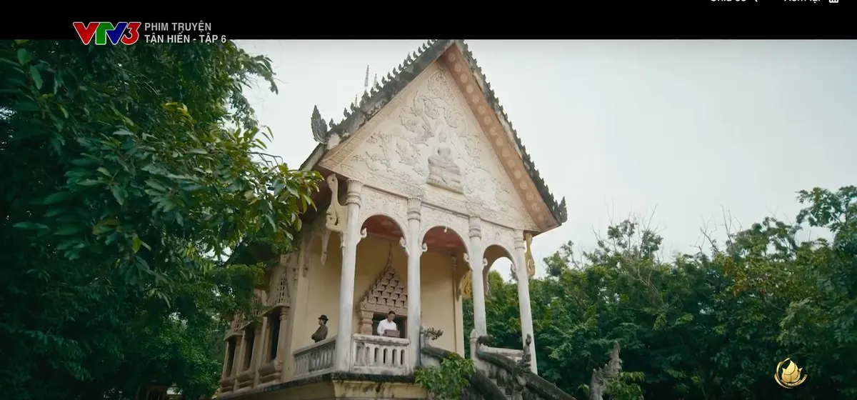 Tận hiến Tập 5 v&agrave; 6: Tho&aacute;t khỏi "hang h&ugrave;m", Nguyễn Th&agrave;nh bước v&agrave;o "chợ t&igrave;nh b&aacute;o" - Ảnh 12.