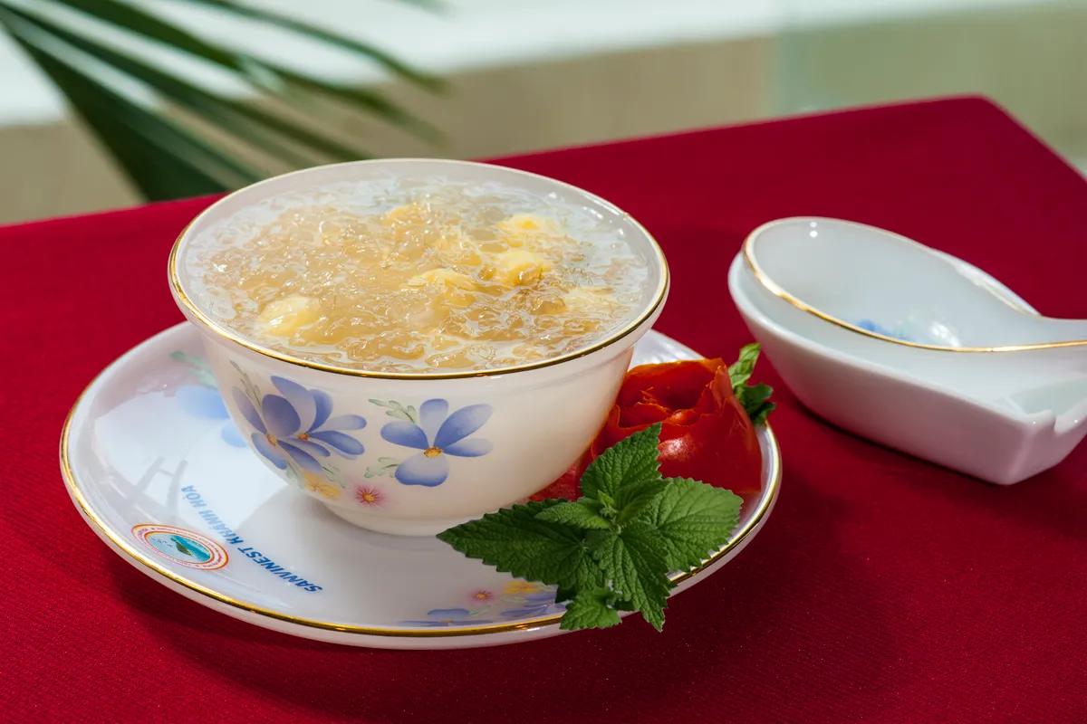 Khánh Hòa nâng tầm ẩm thực thành sản phẩm du lịch- Ảnh 1. Khánh Hòa nâng tầm ẩm thực thành sản phẩm du lịch- Ảnh 1.