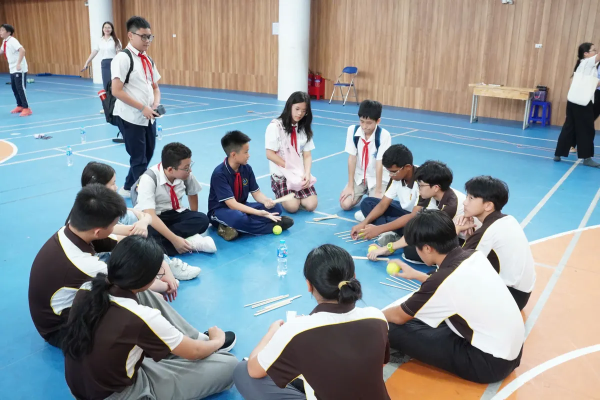 Giao lưu, học tập, tăng cường kết nối giữa học sinh Việt Nam v&agrave; Singapore - Ảnh 3.