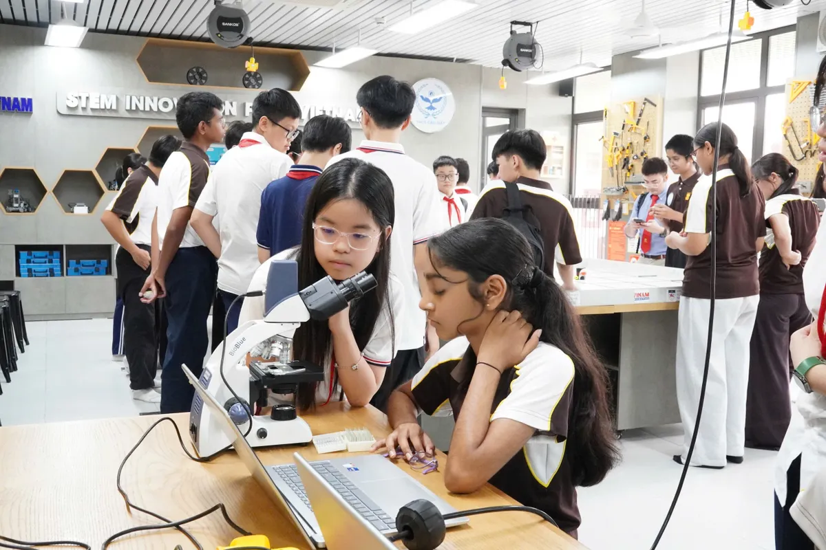 Giao lưu, học tập, tăng cường kết nối giữa học sinh Việt Nam v&agrave; Singapore - Ảnh 1.
