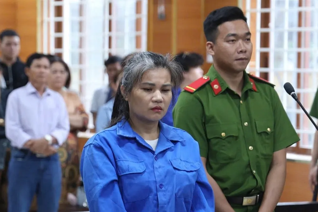 Chủ cơ sở giữ trẻ tự phát ở Quảng Ngãi lĩnh 20 năm tù vì bạo hành bé trai tử vong- Ảnh 1. Chủ cơ sở giữ trẻ tự phát ở Quảng Ngãi lĩnh 20 năm tù vì bạo hành bé trai tử vong- Ảnh 1.