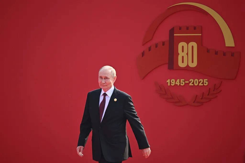 Tổng thống Putin đến Bắc Kinh, bắt đầu chuyến thăm cấp nh&agrave; nước tới Trung Quốc - Ảnh 1.