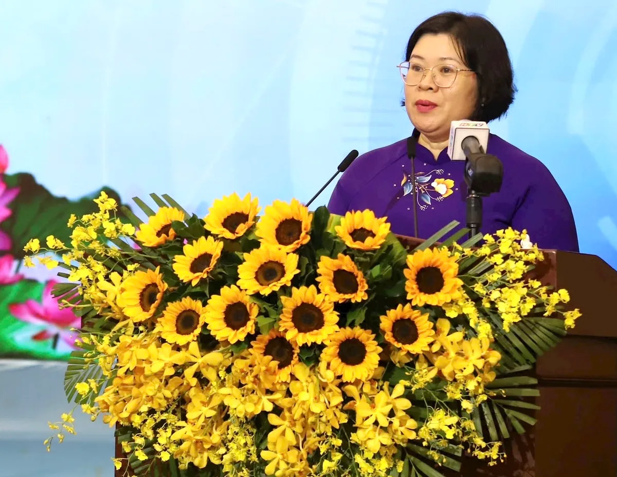 T&ocirc;n vinh những tấm gương điển h&igrave;nh trong học tập v&agrave; l&agrave;m theo đạo đức, phong c&aacute;ch Hồ Ch&iacute; Minh - Ảnh 10.