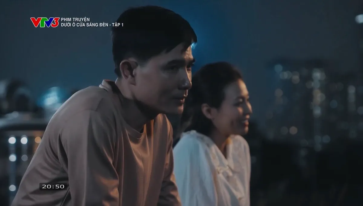 Dưới &ocirc; cửa s&aacute;ng đ&egrave;n - Tập 1: Khu tập thể cũ n&aacute;o loạn v&igrave; chiếc nồi lẩu điện gi&aacute; rẻ - Ảnh 25.