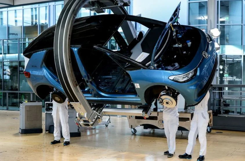 EU muốn doanh nghiệp giảm phụ thuộc vào Trung Quốc- Ảnh 1. EU muốn doanh nghiệp giảm phụ thuộc vào Trung Quốc- Ảnh 1.