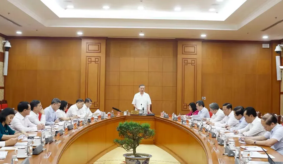 Tổng Bí thư, Chủ tịch nước Tô Lâm: Từ nay đến 2030, nhà ở cho thuê phải được xác định là trụ cột chiến lược- Ảnh 1. Tổng Bí thư, Chủ tịch nước Tô Lâm: Từ nay đến 2030, nhà ở cho thuê phải được xác định là trụ cột chiến lược- Ảnh 1.