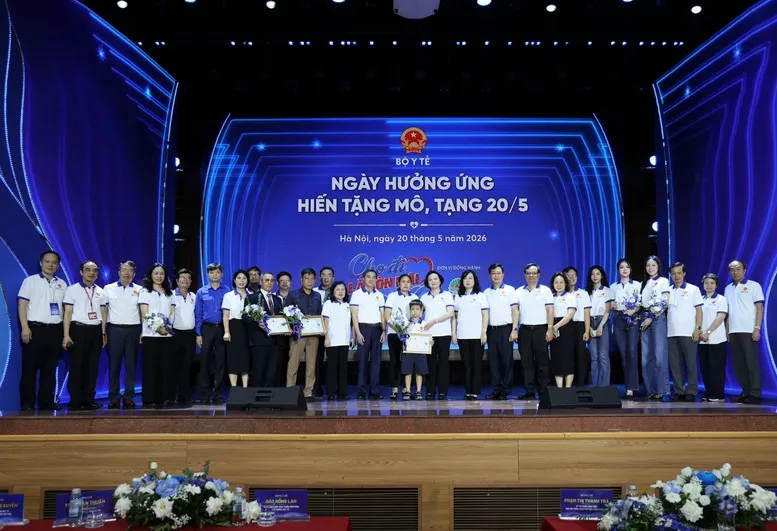 Phát động Ngày hưởng ứng hiến tặng mô, tạng 20/5: Lan tỏa thông điệp “Cho đi là còn mãi”- Ảnh 3. Phát động Ngày hưởng ứng hiến tặng mô, tạng 20/5: Lan tỏa thông điệp “Cho đi là còn mãi”- Ảnh 3.