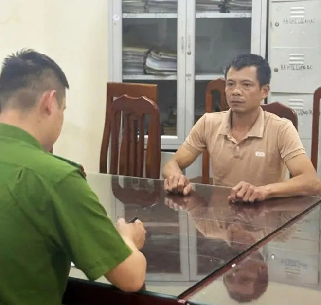 Khởi tố người đàn ông dùng điện bẫy chuột khiến hàng xóm tử vong ở Hưng Yên- Ảnh 1. Khởi tố người đàn ông dùng điện bẫy chuột khiến hàng xóm tử vong ở Hưng Yên- Ảnh 1.