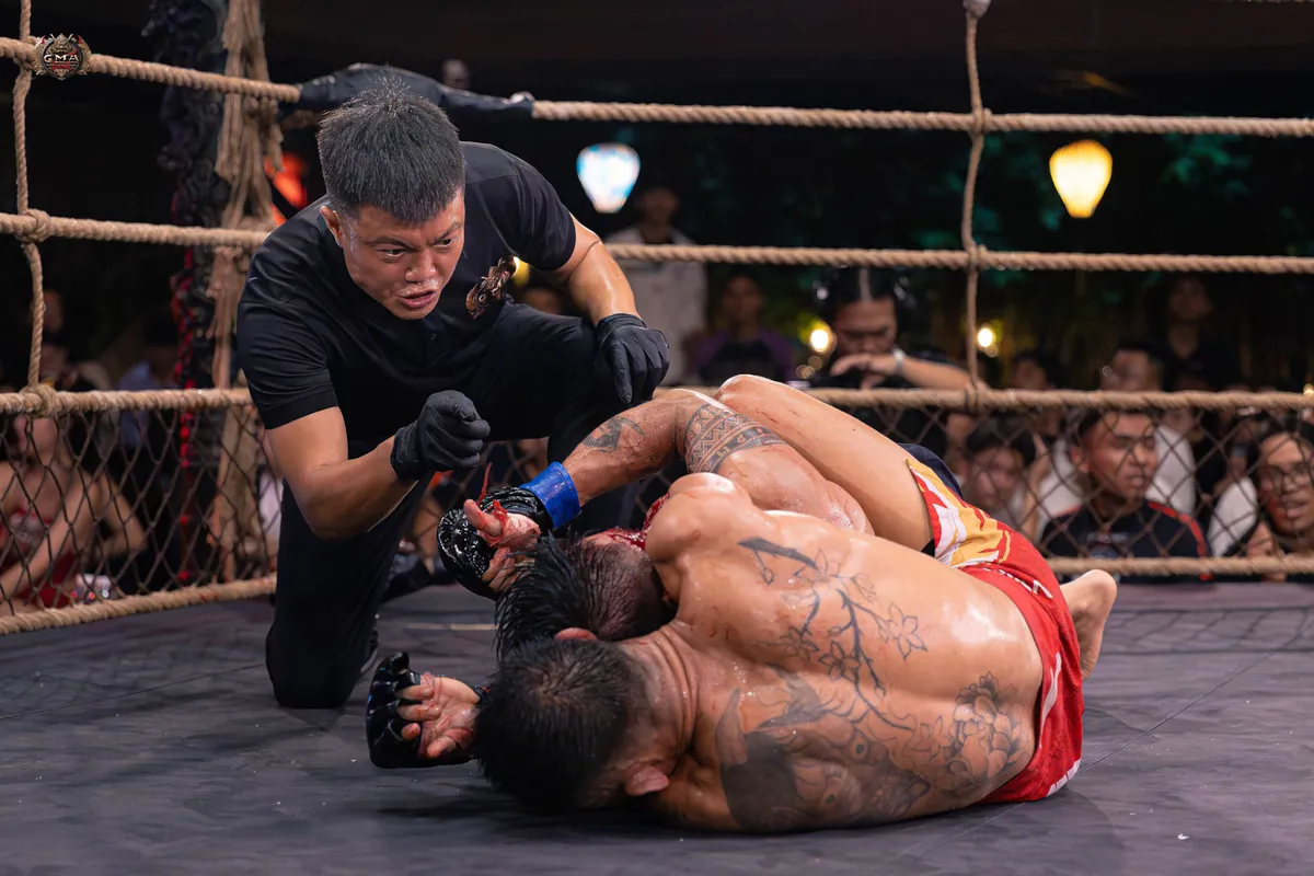 Đừng để sai s&oacute;t c&aacute; nh&acirc;n l&agrave;m ch&ugrave;n bước phong tr&agrave;o MMA Việt Nam- Ảnh 3.