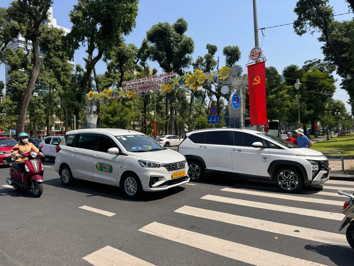 Chuyên gia nói gì về thông tin xăng E10 có thể làm hư hỏng xe cũ?- Ảnh 1. Chuyên gia nói gì về thông tin xăng E10 có thể làm hư hỏng xe cũ?- Ảnh 1.