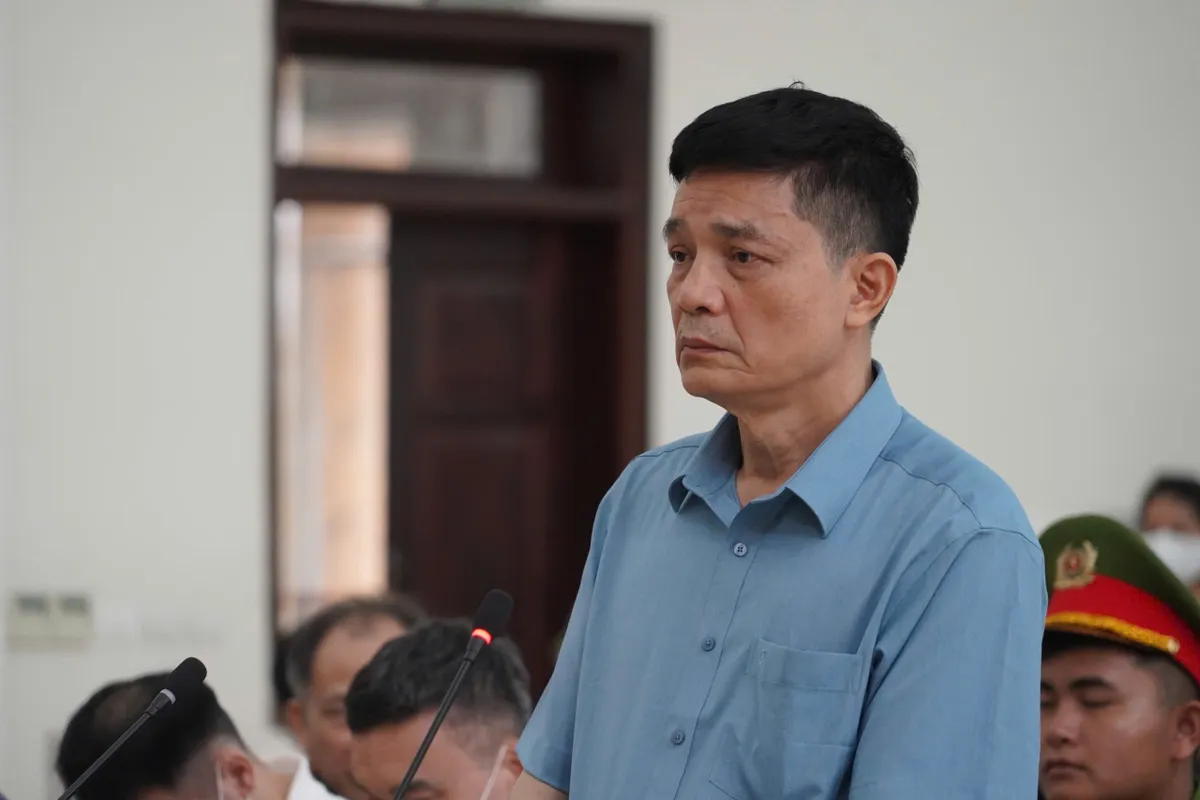 Hai cựu Cục trưởng Cục An toàn thực phẩm xin giảm nhẹ hình phạt tại phiên phúc thẩm - Ảnh 3.