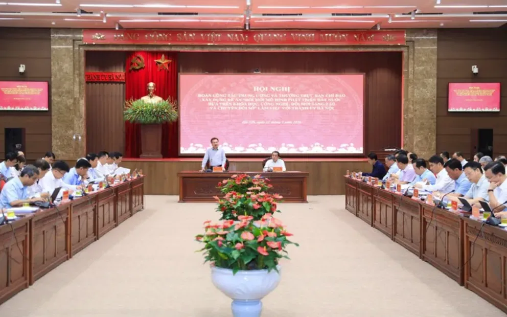 Hà Nội chuyển dịch mô hình tăng trưởng sang dựa trên tri thức, công nghệ và đổi mới sáng tạo- Ảnh 1. Hà Nội chuyển dịch mô hình tăng trưởng sang dựa trên tri thức, công nghệ và đổi mới sáng tạo- Ảnh 1.