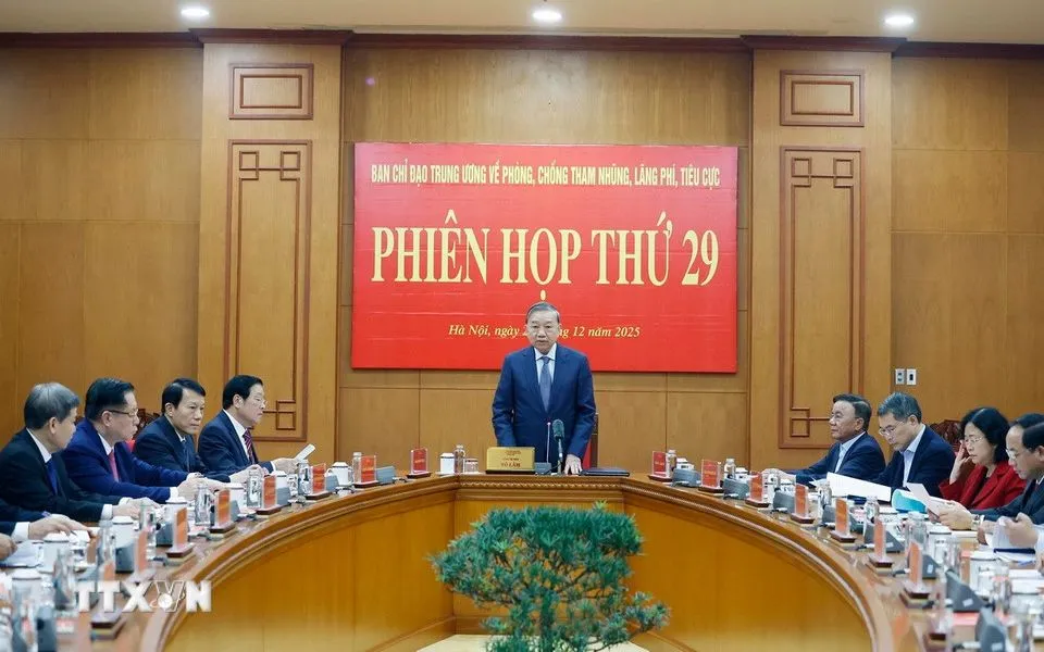 Tổng Bí thư Tô Lâm chủ trì Phiên họp 29 của Ban Chỉ đạo Trung ương về phòng chống tham nhũng, lãng phí, tiêu cực tháng 12/2025. Ảnh: TTXVN