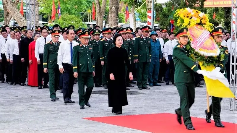 Nghệ An: An táng 80 hài cốt liệt sỹ hi sinh tại Lào - Ảnh 2.