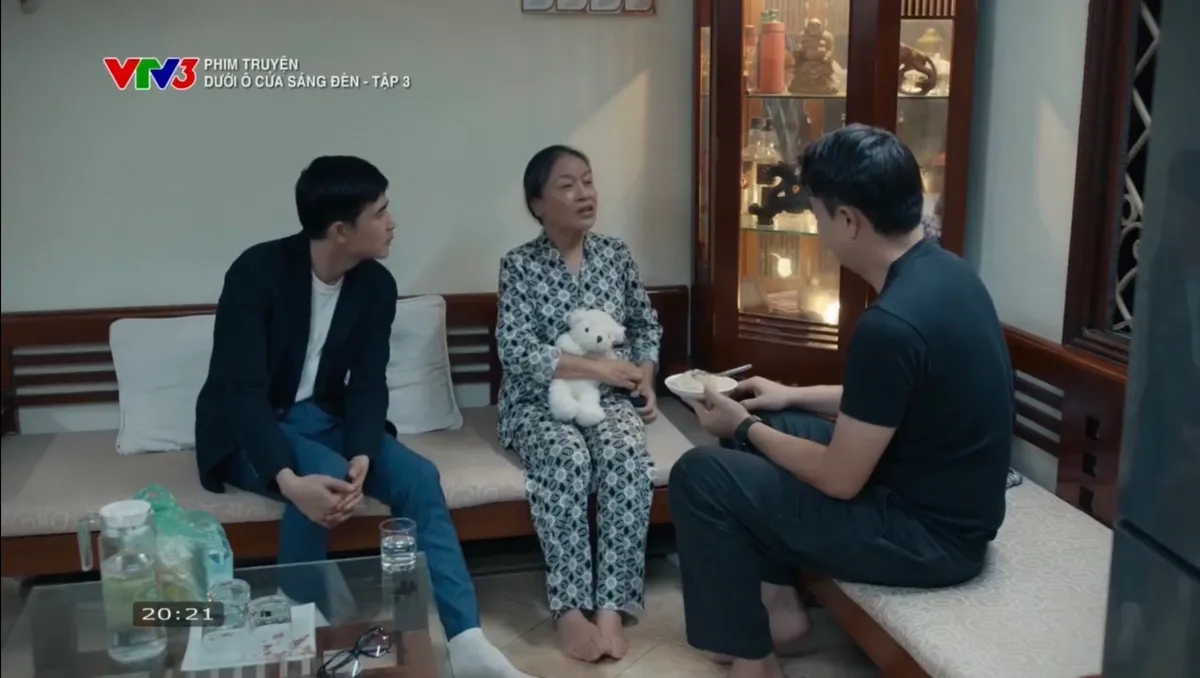 Dưới &ocirc; cửa s&aacute;ng đ&egrave;n - Tập 3: Diệu điếng người khi nhận được 'lời đề nghị khiếm nh&atilde;' - Ảnh 15.
