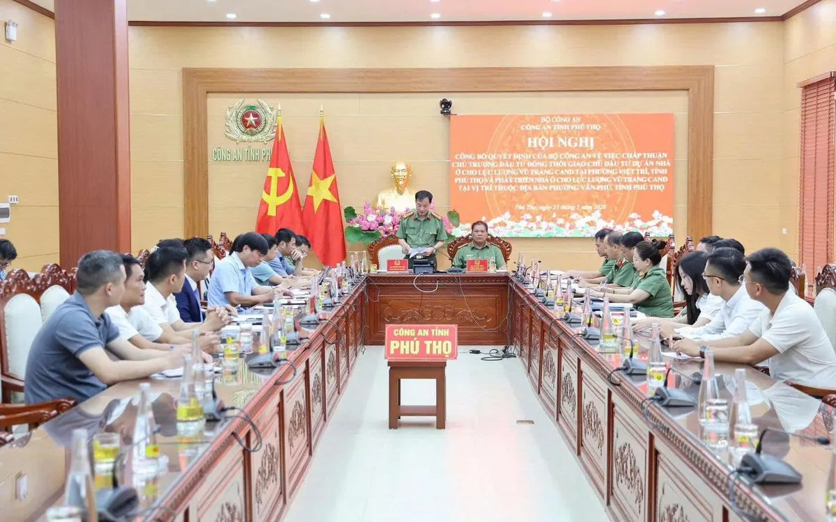 Toàn cảnh hội nghị.