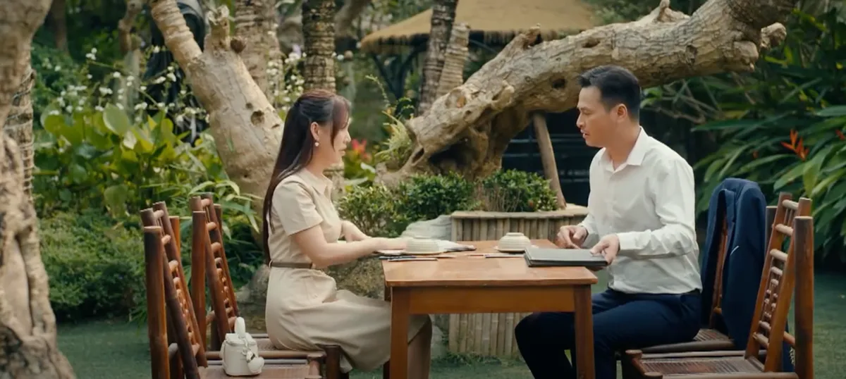 Ngược đường ngược nắng - Tập 32: Mai bất ngờ khi được bà Diện mời về nhà ăn cơm - Ảnh 4.