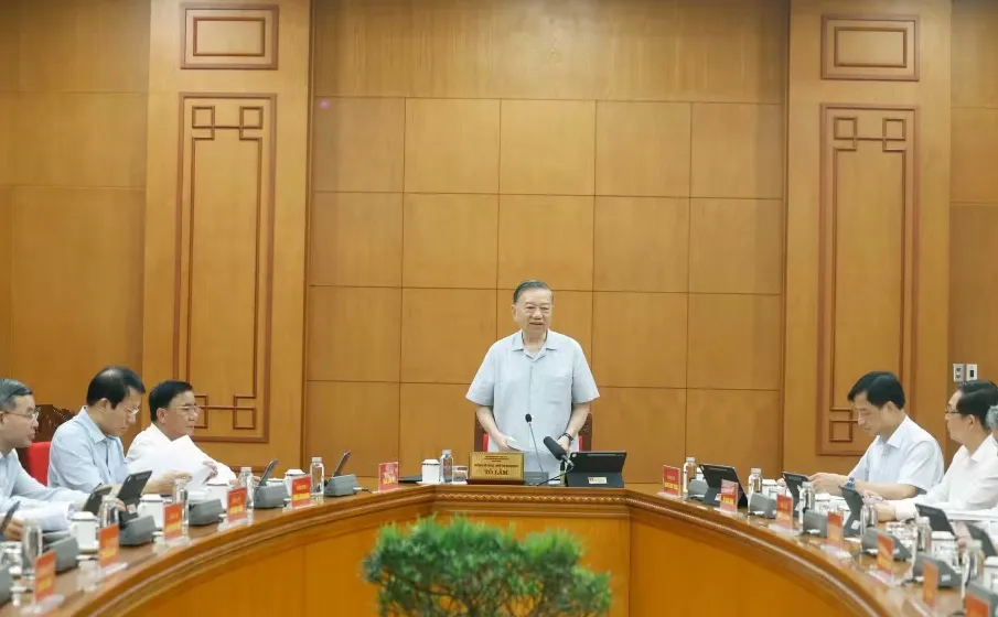 Tổng B&iacute; thư, Chủ tịch nước: Ho&agrave;n thiện đề &aacute;n về ph&aacute;t triển c&ocirc;ng nghệ lượng tử mang tầm chiến lược - Ảnh 1.