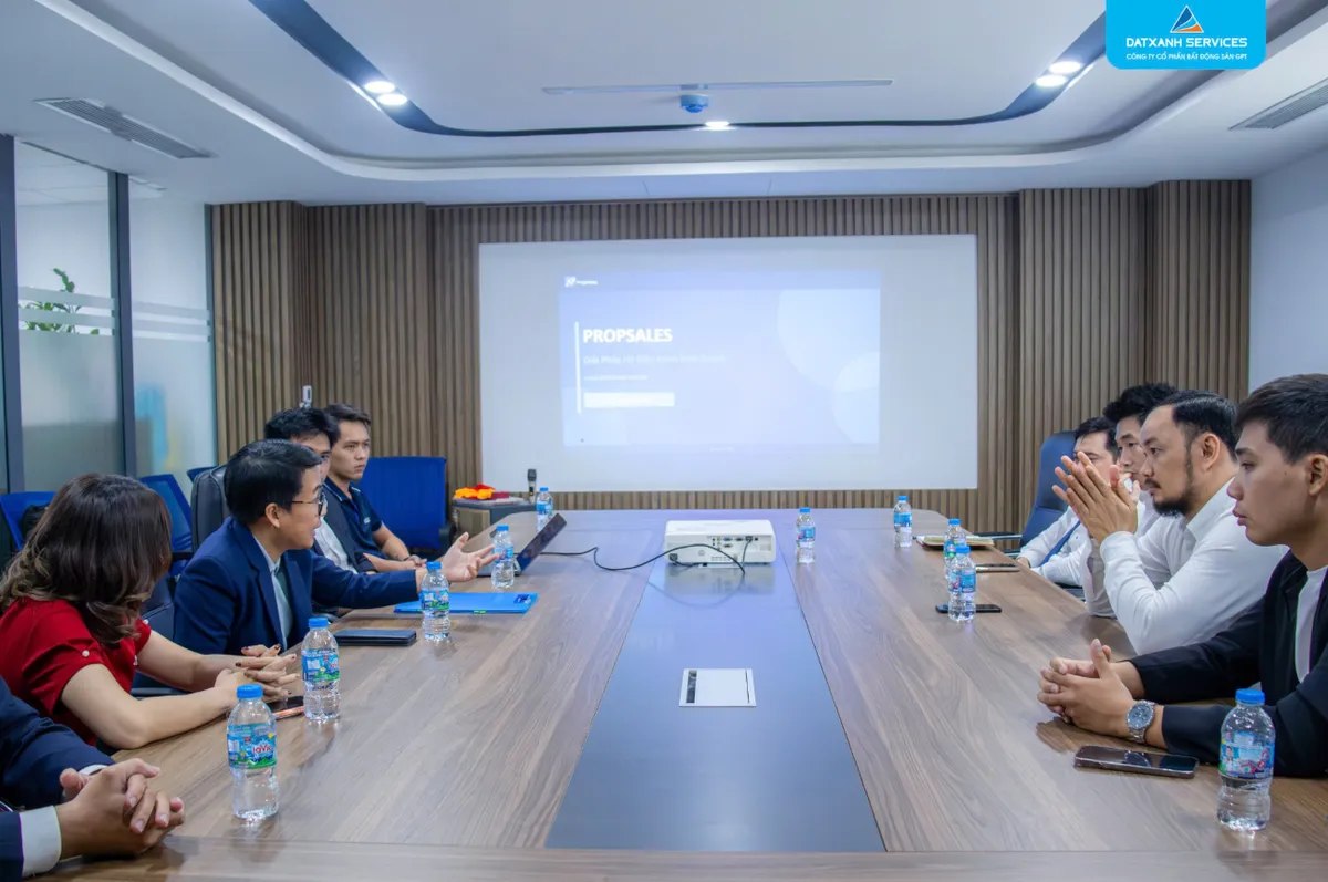 iHouzz hợp t&aacute;c GPT Land - Dat Xanh Services, th&uacute;c đẩy chuẩn h&oacute;a quy tr&igrave;nh kinh doanh bất động sản thế hệ mới- Ảnh 2.