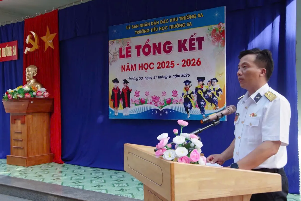 Trường Tiểu học Trường Sa tổng kết năm học 2025 - 2026: 100% học sinh tiểu học đạt xuất sắc - Ảnh 2.