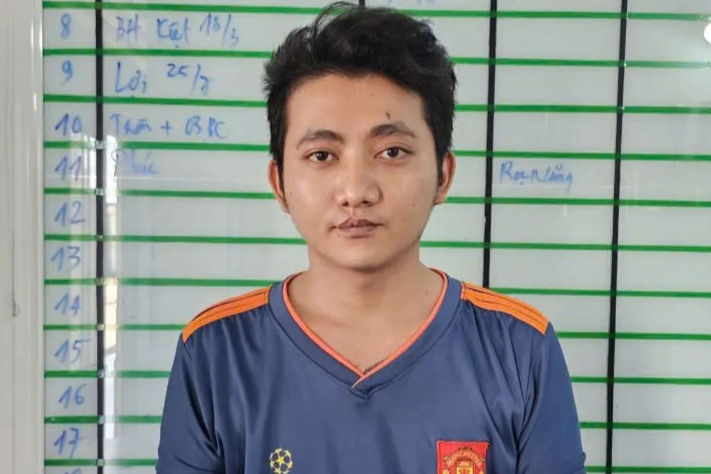 Khởi tố đối tượng chế tạo súng quân dụng từ súng đồ chơi, thu lợi bất chính 200 triệu đồng- Ảnh 1. Khởi tố đối tượng chế tạo súng quân dụng từ súng đồ chơi, thu lợi bất chính 200 triệu đồng- Ảnh 1.
