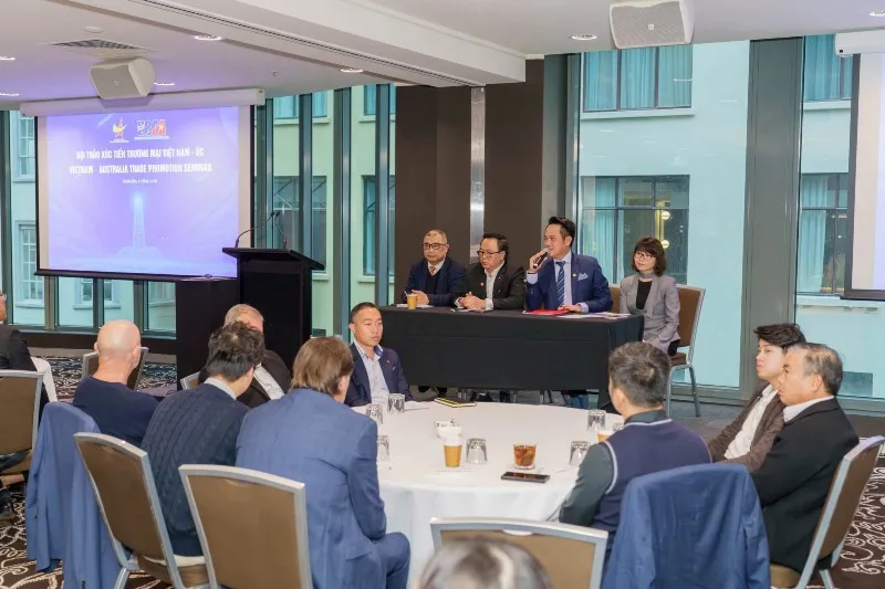 Doanh nghiệp Việt tìm cơ hội mở rộng tại thị trường Australia
- Ảnh 1. Doanh nghiệp Việt tìm cơ hội mở rộng tại thị trường Australia
- Ảnh 1.