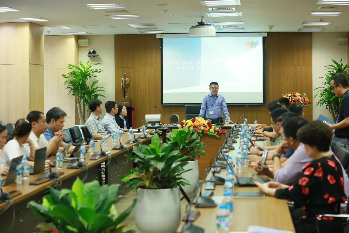Tập huấn n&acirc;ng cao nhận thức v&agrave; tu&acirc;n thủ Luật Sở hữu tr&iacute; tuệ trong sản xuất chương tr&igrave;nh truyền h&igrave;nh  - Ảnh 1.