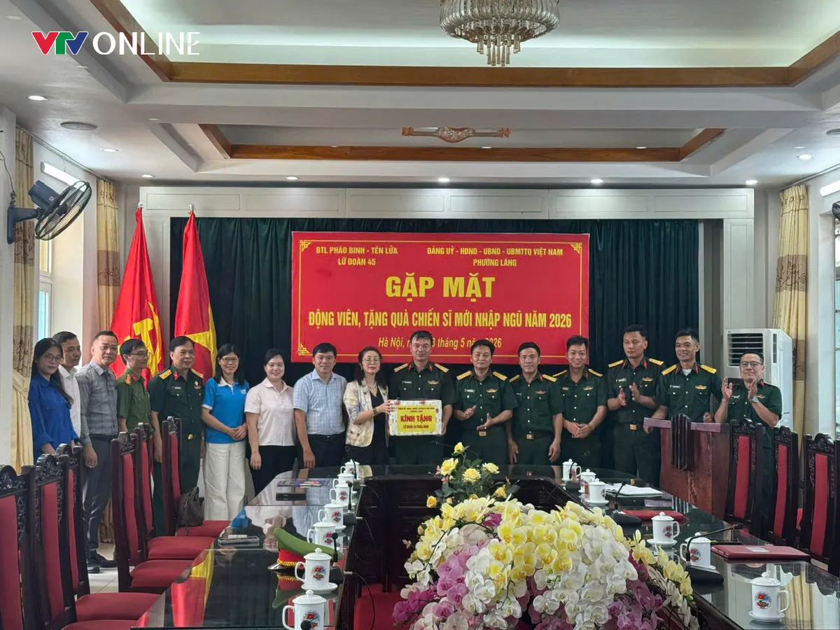 Đồng hành cùng tân binh, chăm lo hậu phương quân đội - Ảnh 2.