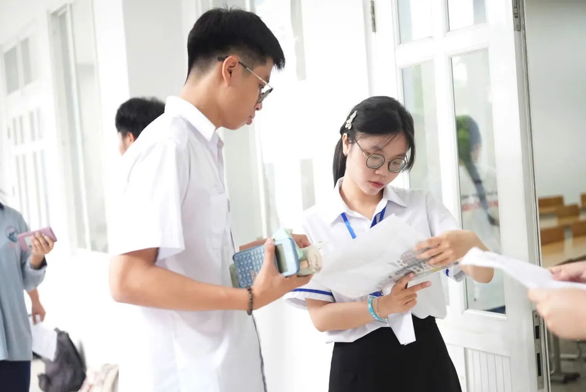 Hơn 170.000 thí sinh thi Đánh giá năng lực đợt 2, đông nhất từ trước đến nay - Ảnh 1.
