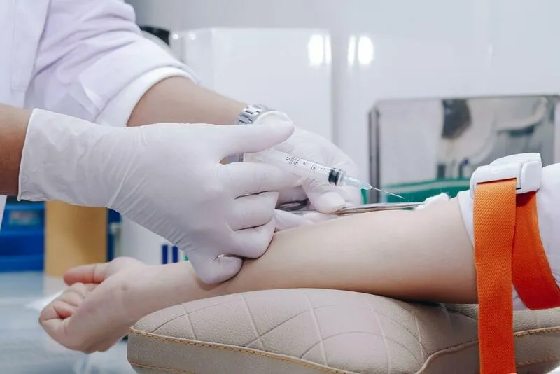 Bao l&acirc;u n&ecirc;n kiểm tra mỡ m&aacute;u một lần?- Ảnh 1.