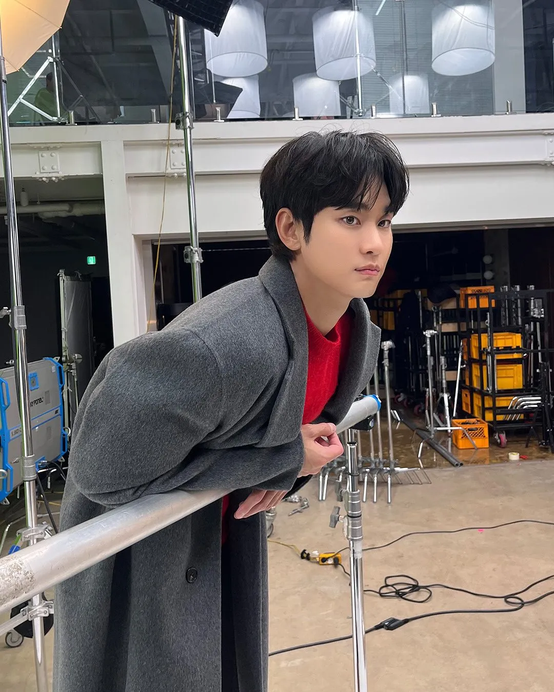 Kim Soo Hyun sẽ trở lại màn ảnh sau khi được minh oan?- Ảnh 2. Kim Soo Hyun sẽ trở lại màn ảnh sau khi được minh oan?- Ảnh 2.
