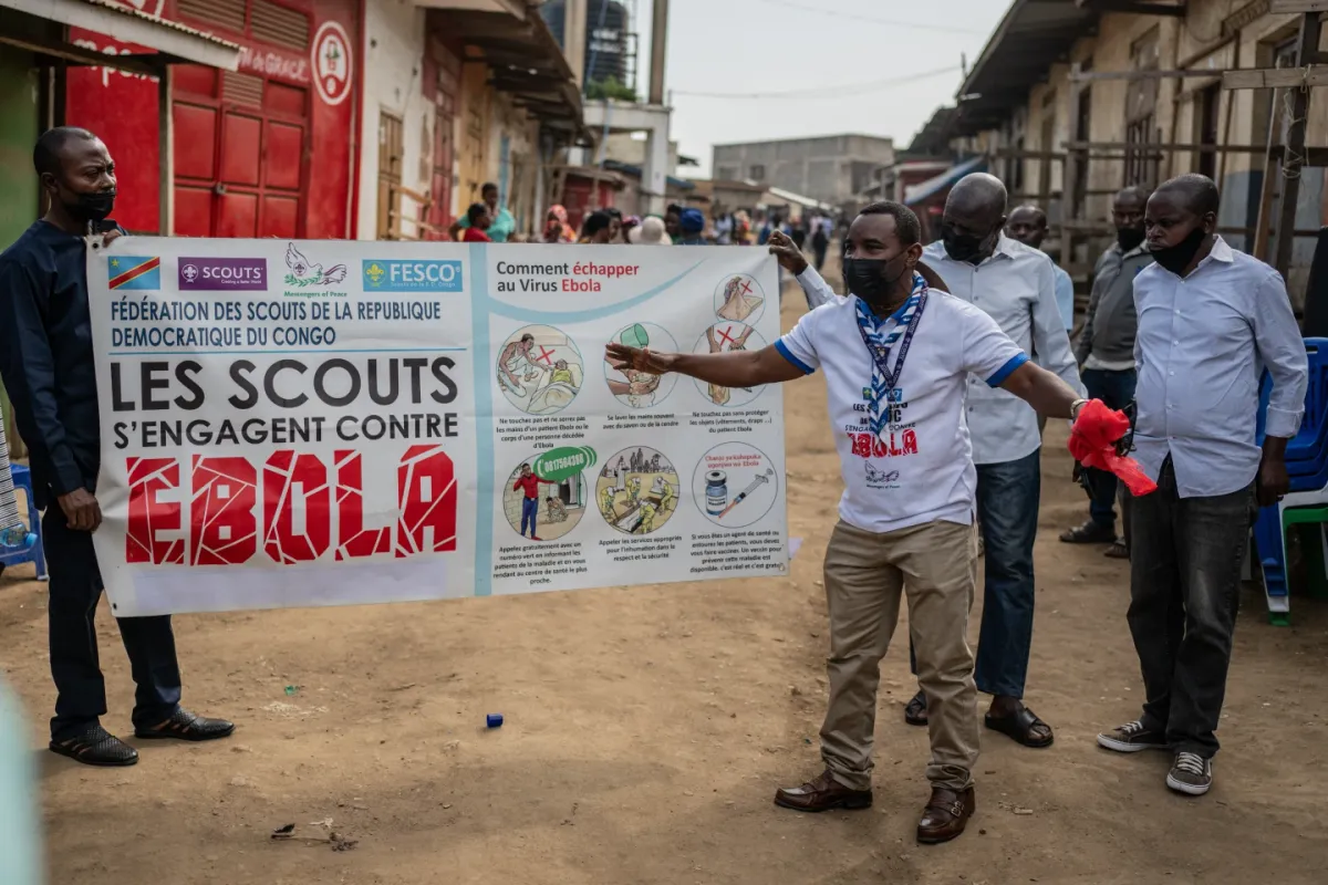 Congo: Khu điều trị bệnh nhân Ebola bị phóng hỏa, 18 ca nghi nhiễm bỏ trốn- Ảnh 1. Congo: Khu điều trị bệnh nhân Ebola bị phóng hỏa, 18 ca nghi nhiễm bỏ trốn- Ảnh 1.
