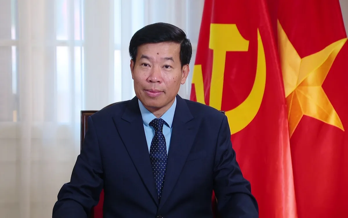 Ủy viên Trung ương Đảng, Phó Bí thư Thường trực Đảng ủy, Thứ trưởng Bộ Ngoại giao Nguyễn Mạnh Cường