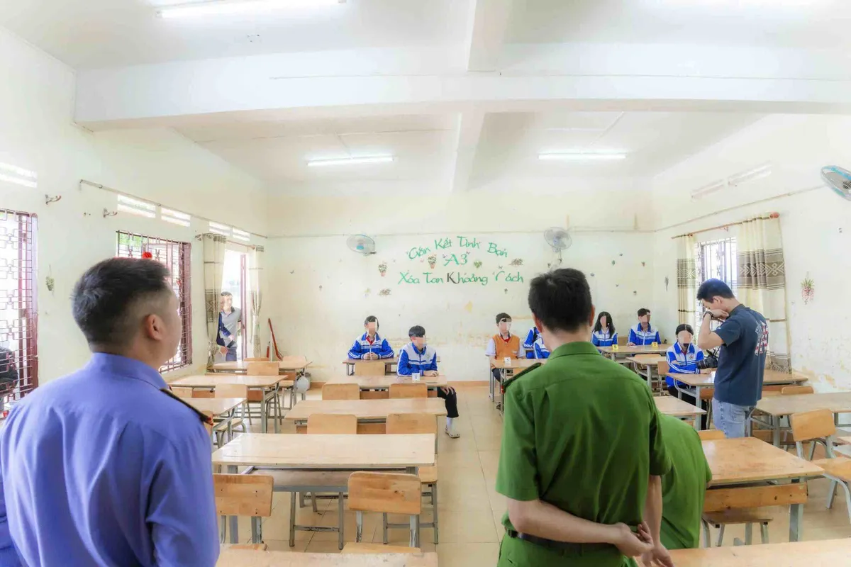 Khởi tố vụ &aacute;n li&ecirc;n quan nam sinh lớp 8 tử vong nghi do bạo lực học đường tại L&acirc;m Đồng- Ảnh 1.
