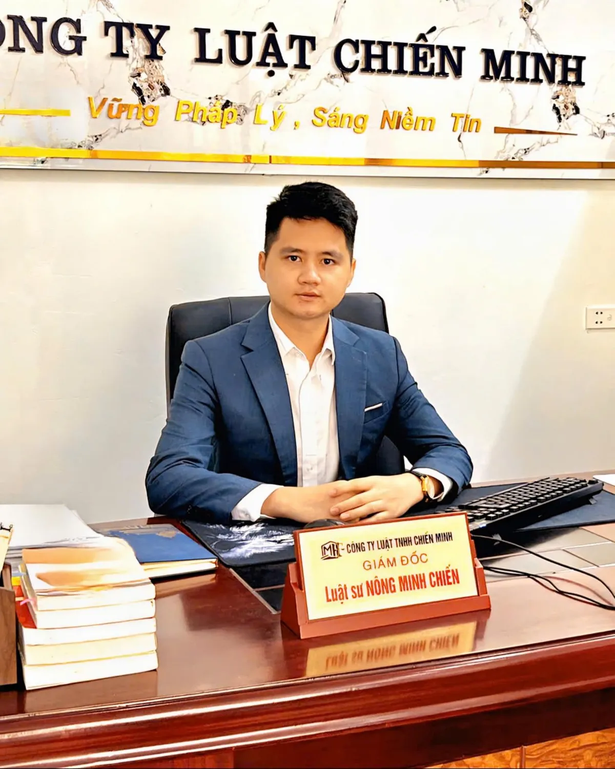 Giả tuyển dụng báo chí để thu thập dữ liệu khuôn mặt- Ảnh 4. Giả tuyển dụng báo chí để thu thập dữ liệu khuôn mặt- Ảnh 4.