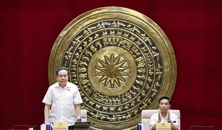 Chủ tịch Quốc hội: Đổi mới công tác dân nguyện theo hướng thực chất, trách nhiệm - Ảnh 2.