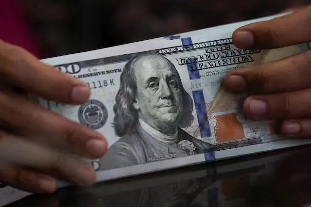 Tỷ giá USD hôm nay (25-5): Đồng USD nhiều khả năng sẽ tiếp tục duy trì ở mức cao- Ảnh 2. Tỷ giá USD hôm nay (25-5): Đồng USD nhiều khả năng sẽ tiếp tục duy trì ở mức cao- Ảnh 2.