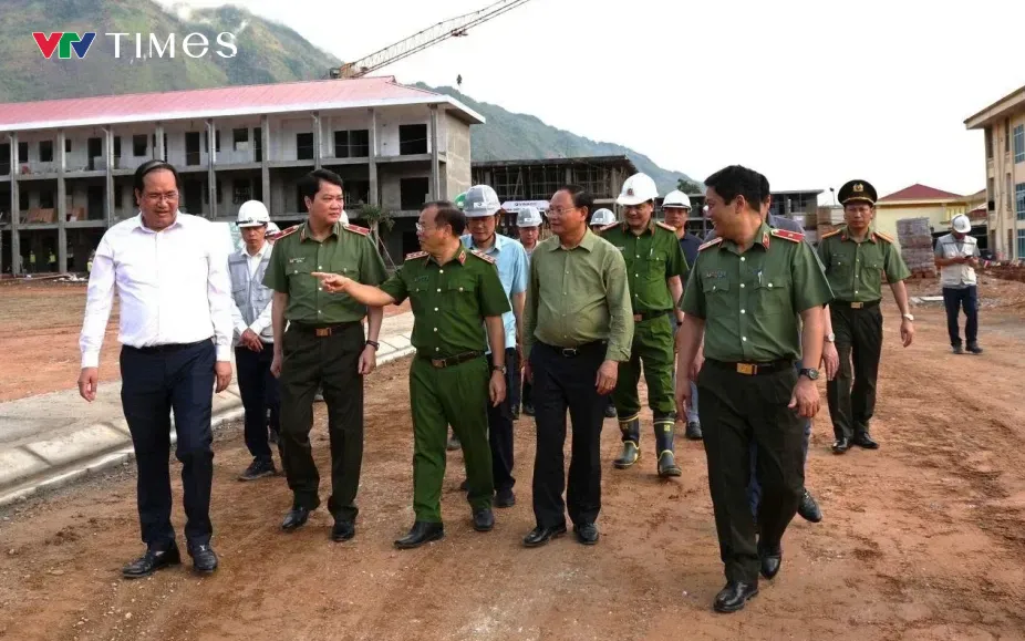 Tiến độ thi công các trường Phổ thông nội trú liên cấp TH&THCS  ở các xã Pa Tần, Hua Bum, Bum Nưa đều đạt khoảng trên 50% khối lượng. Ảnh: TT