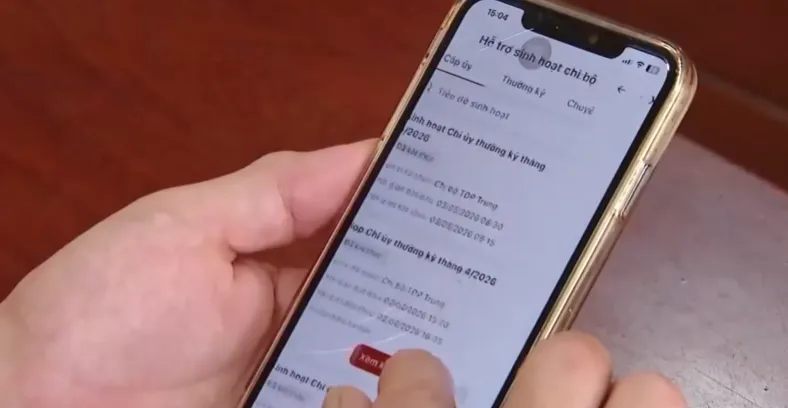 Chuyển đổi số trong Đảng: Từ “Sổ tay đảng viên điện tử” đến những cuộc họp không giấy tờ- Ảnh 1. Chuyển đổi số trong Đảng: Từ “Sổ tay đảng viên điện tử” đến những cuộc họp không giấy tờ- Ảnh 1.
