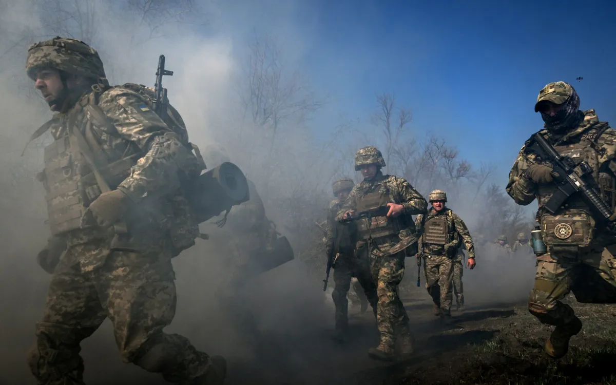 Xung đột Nga - Ukraine hiện đã bước sang năm thứ 5 (Ảnh: NurPhoto)