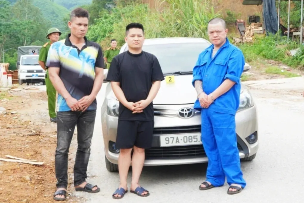 Thái Nguyên: Khởi tố, bắt tạm giam 3 đối tượng dùng súng tự chế bắn vào ô tô- Ảnh 1. Thái Nguyên: Khởi tố, bắt tạm giam 3 đối tượng dùng súng tự chế bắn vào ô tô- Ảnh 1.