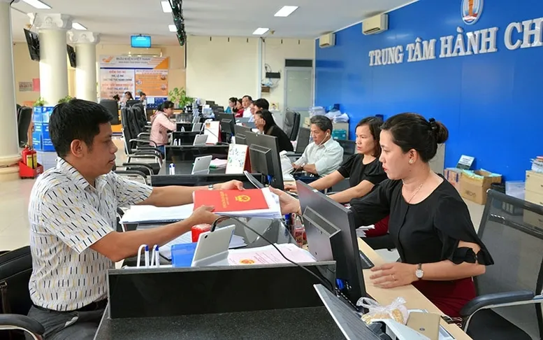 Hướng dẫn cụ thể việc tiếp nhận, giải quyết hồ sơ cho người d&acirc;n, doanh nghiệp theo quy định mới- Ảnh 1.