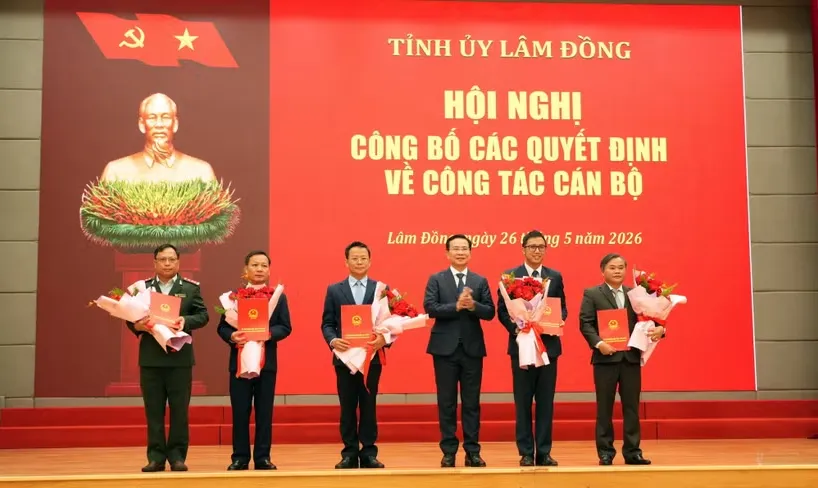 Tỉnh ủy Lâm Đồng điều động, luân chuyển vị trí nhiều cán bộ chủ chốt - Ảnh 1.