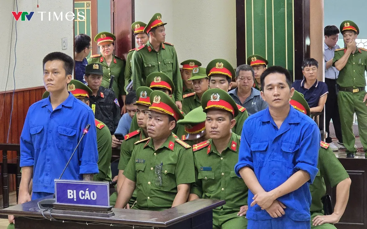 Bị cáo Phạm Anh Tài và bị cáo Lê Văn Ân tại phiên xét xử.