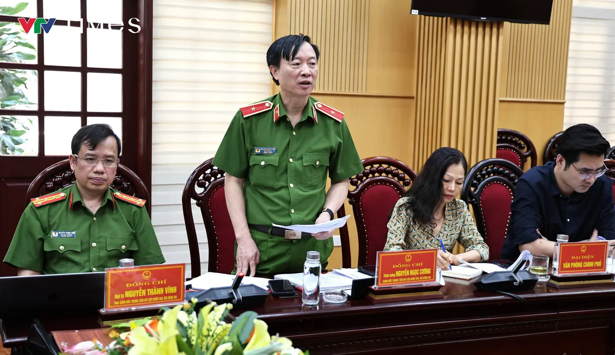 Ninh Bình khơi thông “điểm nghẽn” chuyển đổi số - Ảnh 4.