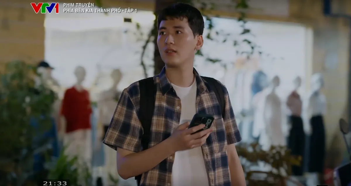 Phía bên kia thành phố - Tập 1: Khuê bị bắt nạt vì không có bố, Cương áp lực vì bạn thân học quá giỏi - Ảnh 15.