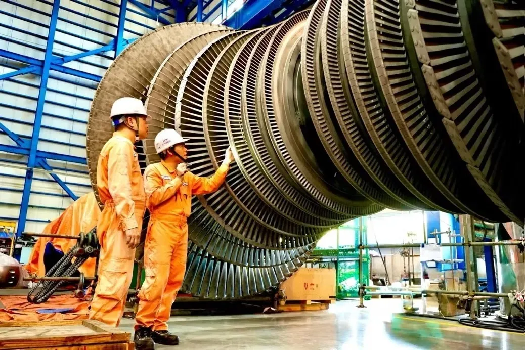 EVN phối hợp chặt chẽ với NSMO đảm bảo cung ứng điện khi nắng n&oacute;ng cực đoan- Ảnh 2.