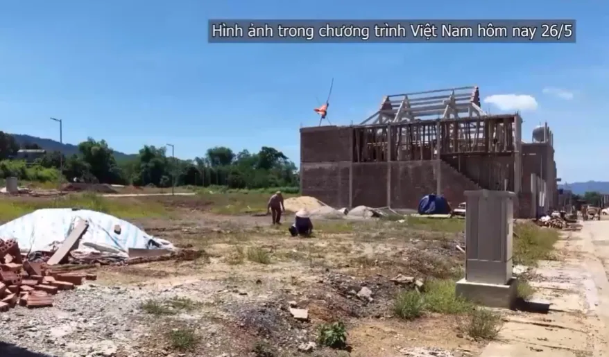 Ph&uacute; Thọ y&ecirc;u cầu l&agrave;m r&otilde; bất cập tại khu t&aacute;i định cư v&ugrave;ng sạt lở sau phản &aacute;nh của VTV - Ảnh 1.