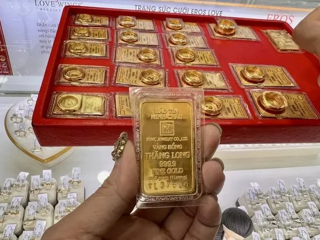 Giá vàng hôm nay (27-5): Vàng trong nước lại giảm mạnh- Ảnh 1. Giá vàng hôm nay (27-5): Vàng trong nước lại giảm mạnh- Ảnh 1.