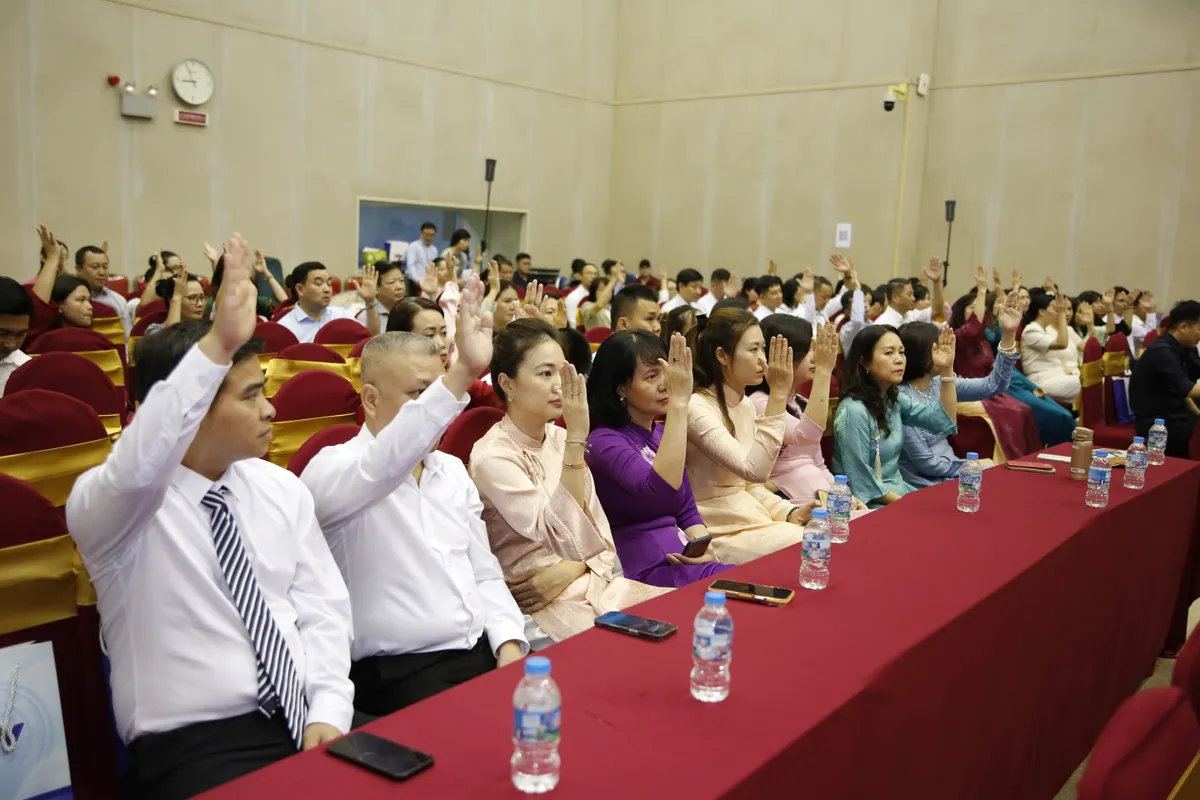 Đại hội đại biểu Li&ecirc;n chi hội nh&agrave; b&aacute;o Đ&agrave;i THVN lần thứ VIII: Bản lĩnh, s&aacute;ng tạo v&agrave; tr&aacute;ch nhiệm - Ảnh 11.